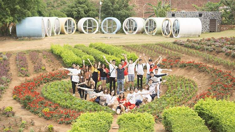Tập thể Sao Kim tại Happy Land (Mộc Châu).