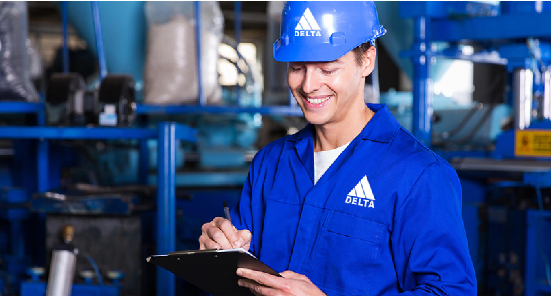 Dự án thiết kế nhận diện thương hiệu Delta Group - Đồng phục