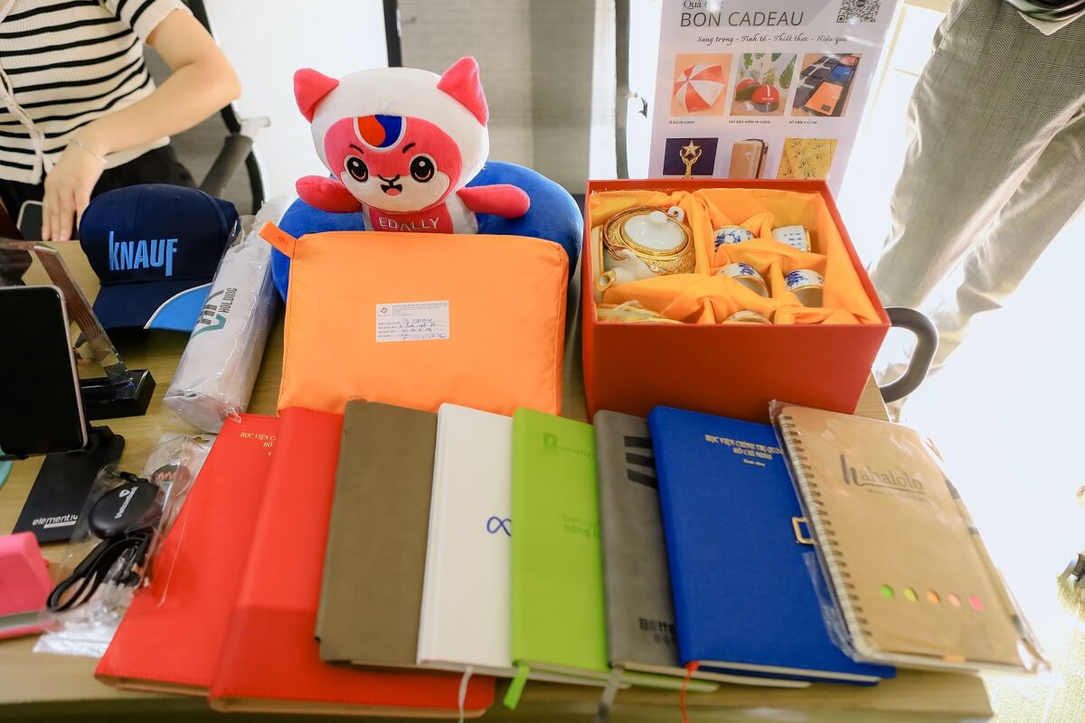 Sự kiện CEO Talks: Xây dựng thương hiệu, chiếm lĩnh tâm trí khách hàng