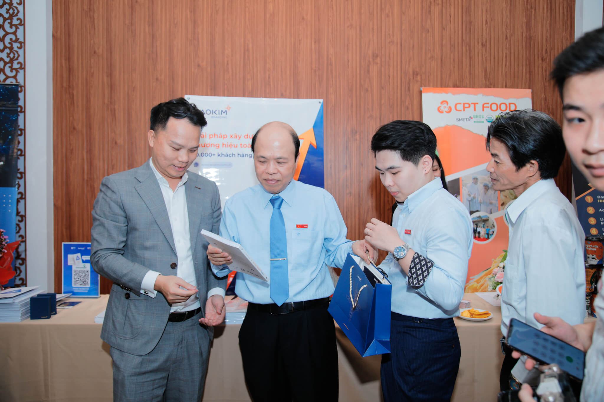 Ngày khoa học công nghệ VN (7)