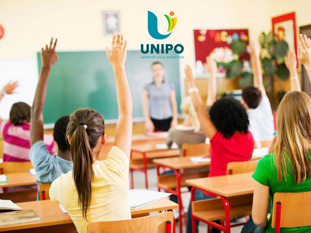 UNIPO - Đặt tên thương hiệu và thiết kế logo trung tâm Anh ngữ UNIPO