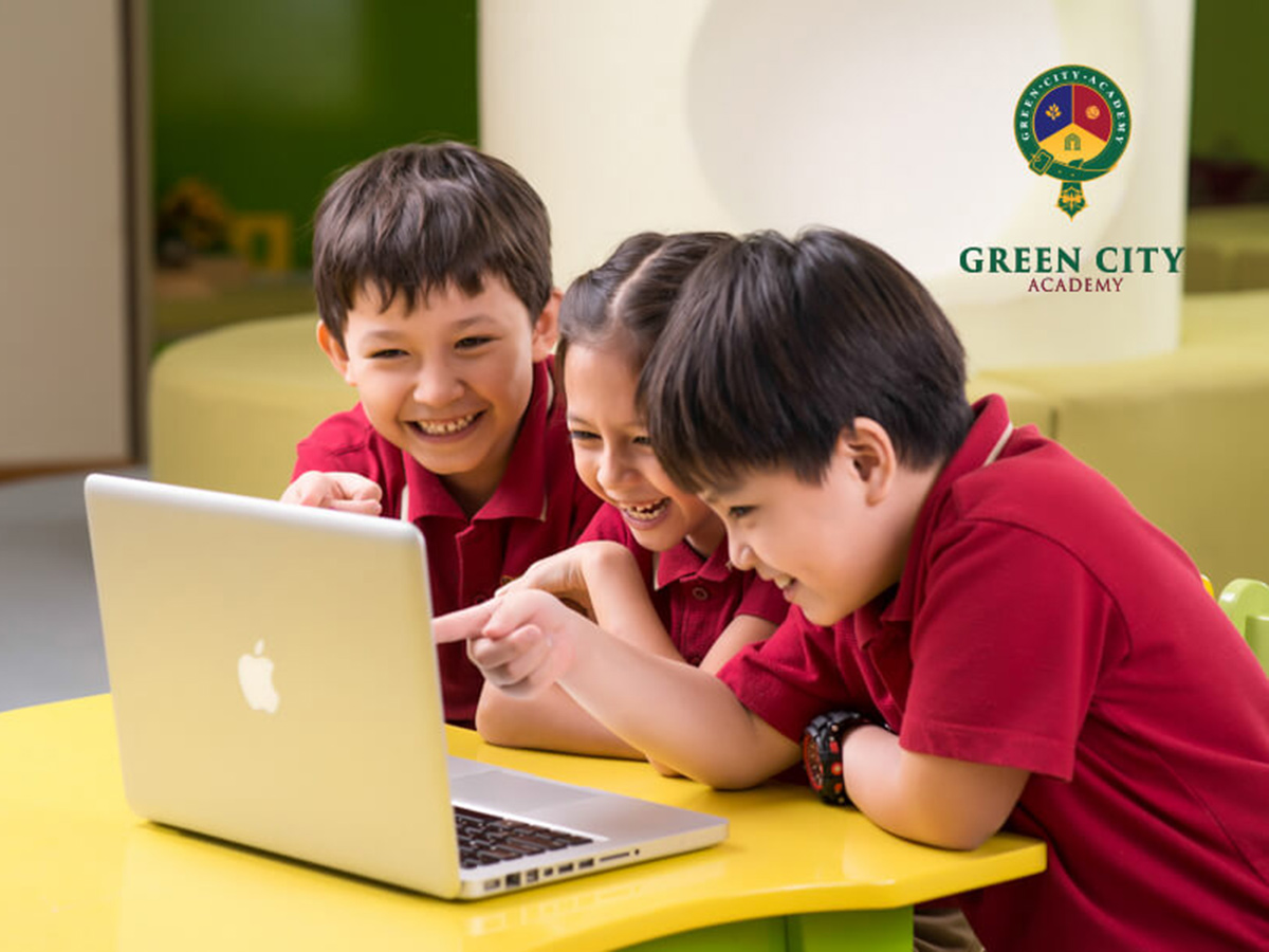 GREEN CITY ACADEMY - Đặt tên thương hiệu và thiết kế logo trường nội trú Green City Academy