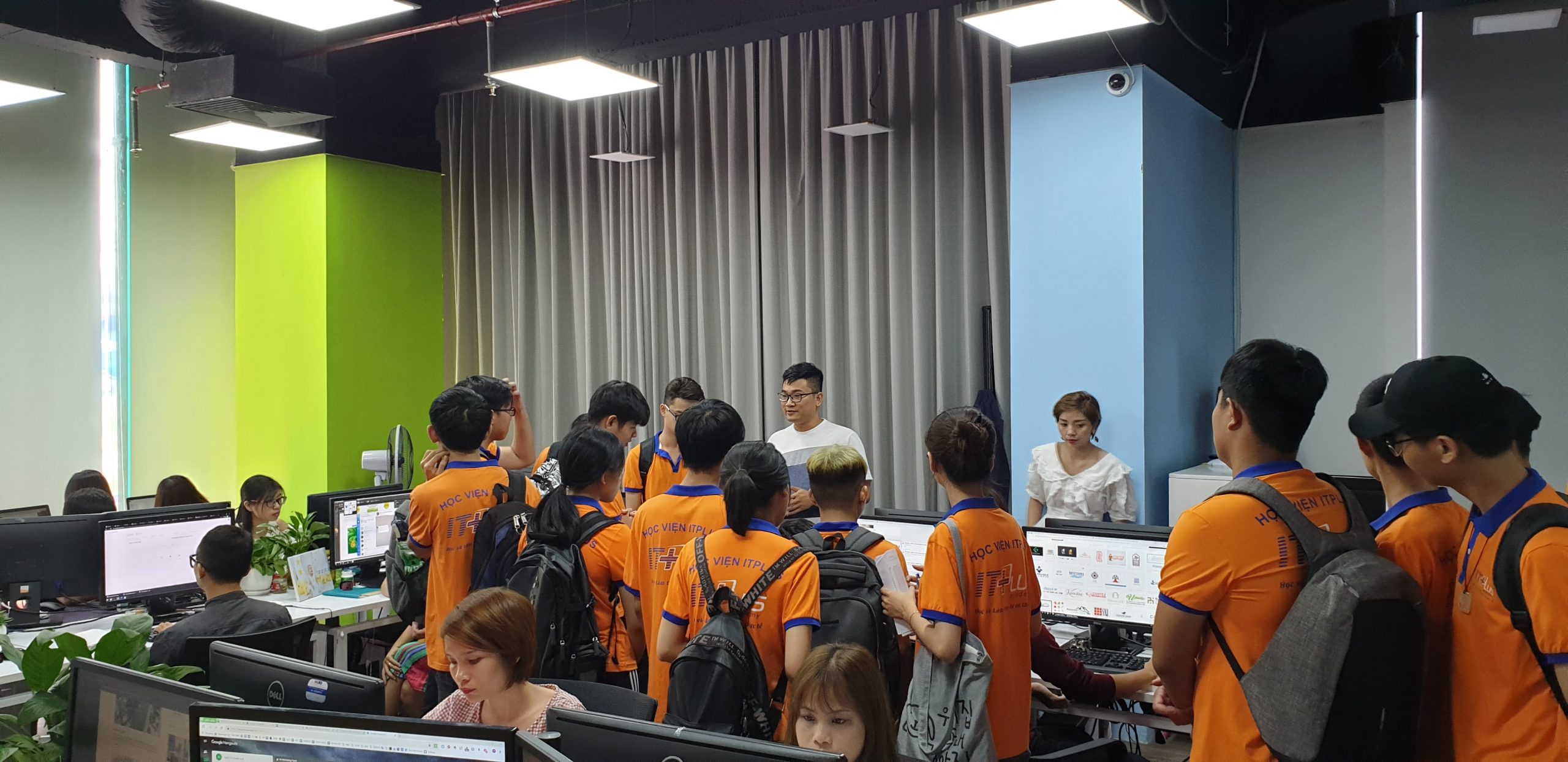 ITPLus trải nghiệm ngày làm việc tại Sao Kim Branding 9 itplus-trai-nghiem-ngay-lam-viec-tai-sao-kim-branding