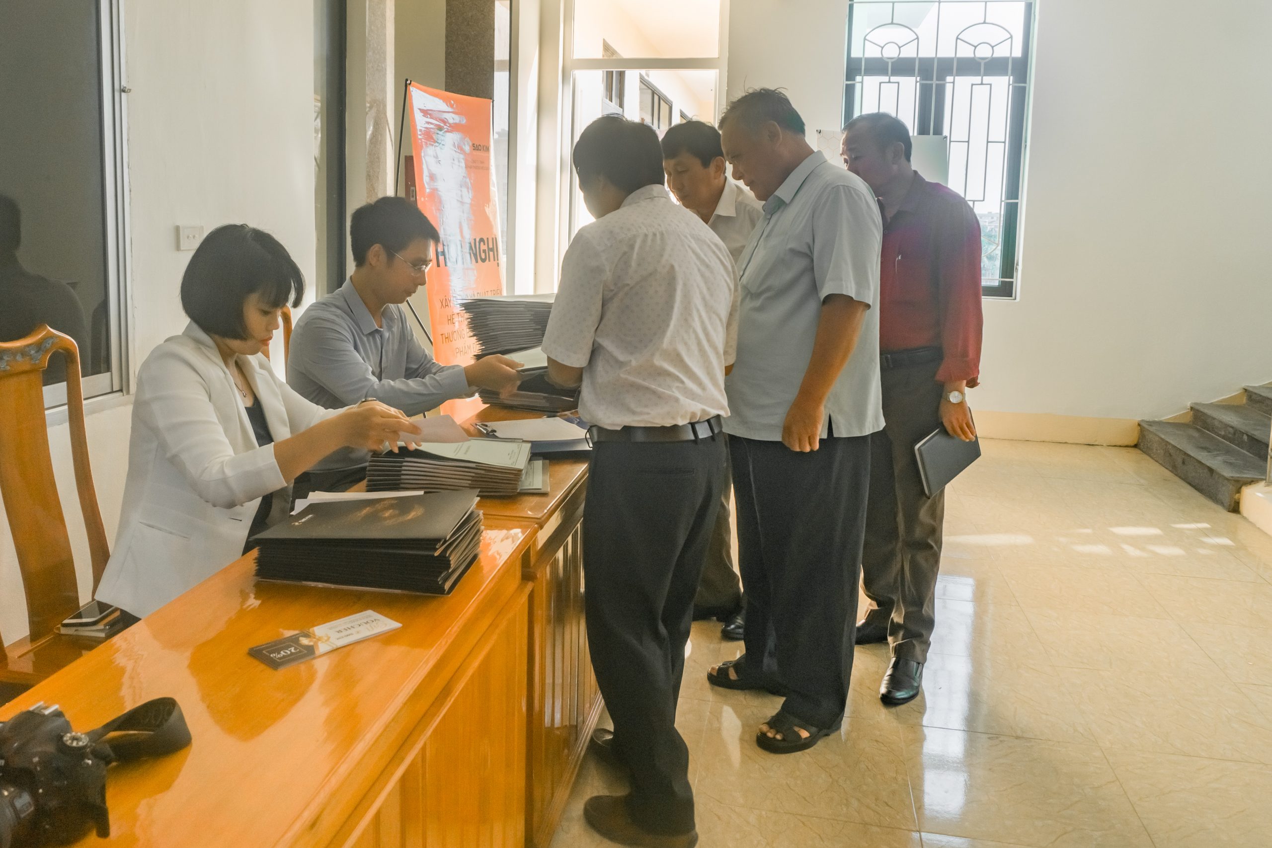 Hội nghị tập huấn: Xây dựng và Phát triển Thương hiệu cho các sản phẩm địa phương 12 Hội nghị tập huấn: Xây dựng và Phát triển Thương hiệu cho các sản phẩm địa phương