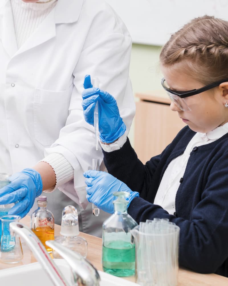 toi-uu-hoa-diem-cham-thuong-hieu-nganh-hoa-chat-2